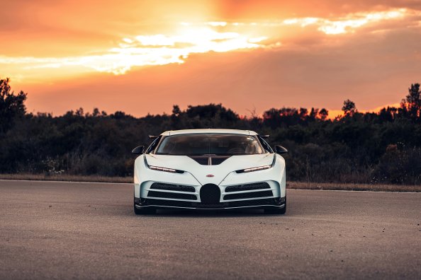 Bugatti Centodieci 2022