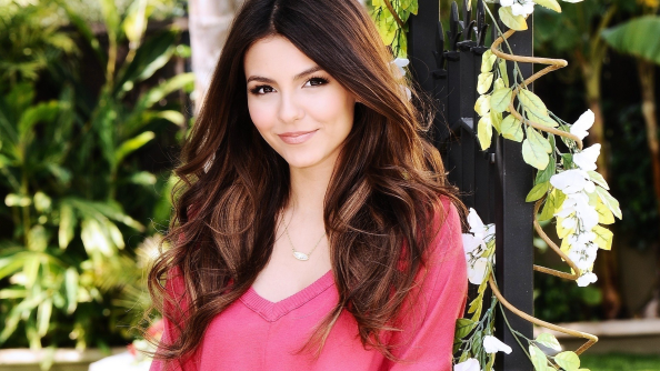 Victoria Justice Super Cute