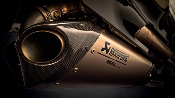 Akrapovic