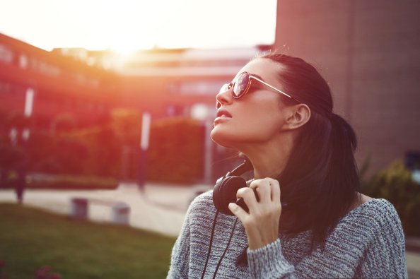 Model With Glasses 4k