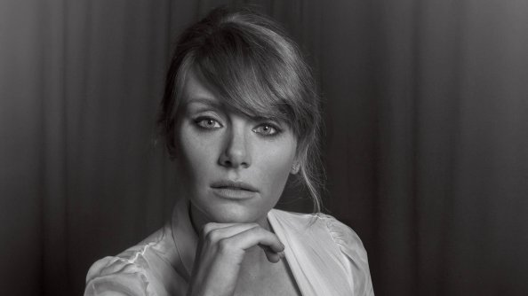Bryce Dallas Howard Monchrome