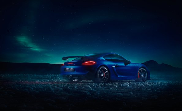 Porsche GT4 Northern Lights