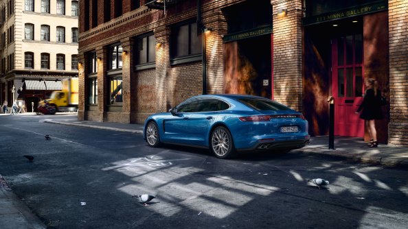 Porsche Panamera Blue