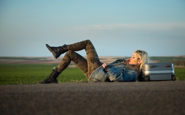 Girl Road Suitcase Blonde