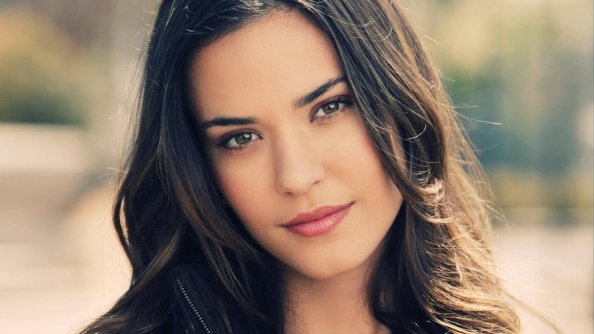 Odette Annable Face