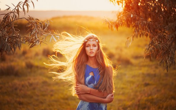 Women Outdoor Windy Burning Sunset Evening