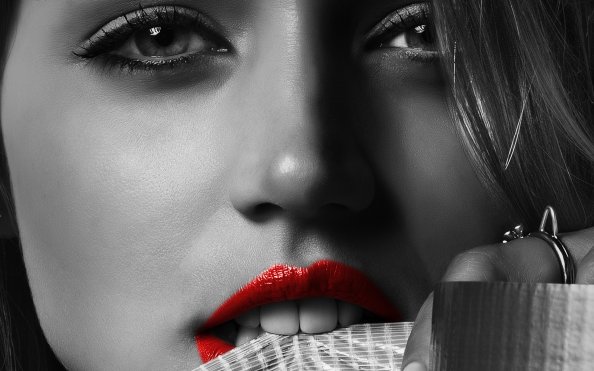 Red Lip Girl