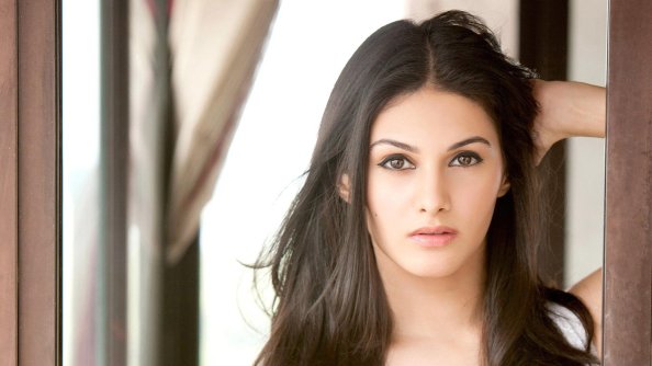 Amyra Dastur Gorgeous