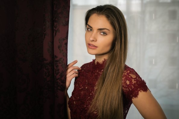 Brown Hair Girl Looking At Viewer