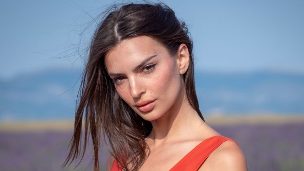 Emily Ratajkowski 2019 Latest