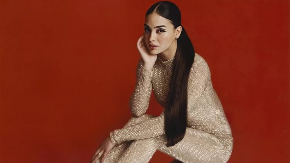 Melissa Barrera People Magazine 4k