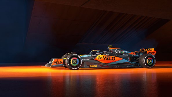 2023 McLaren MCL60