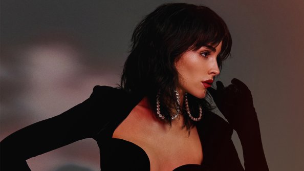 2022 Olivia Culpo L Officiel Russia