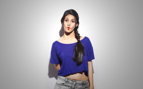 Amyra Dastur Indian Celebrity