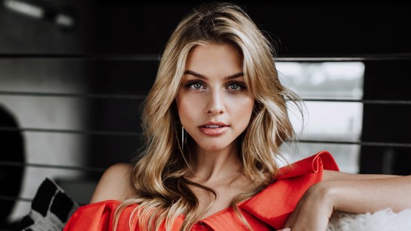 Marina Laswick 2018 New