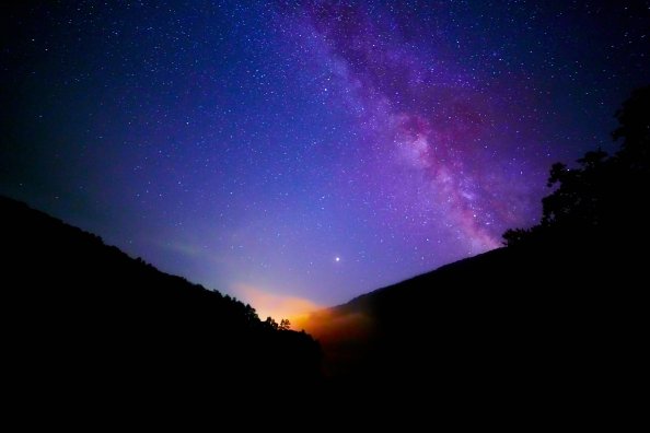 Milkyway Over Mountains 5k