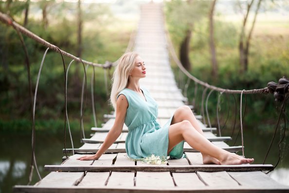 Girl Barefoot Sitting Bridge Depth Of Field 4k
