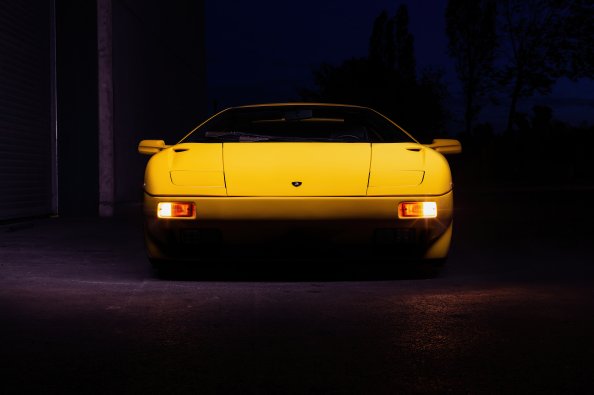 Yellow Lamborghini Diablo 5k